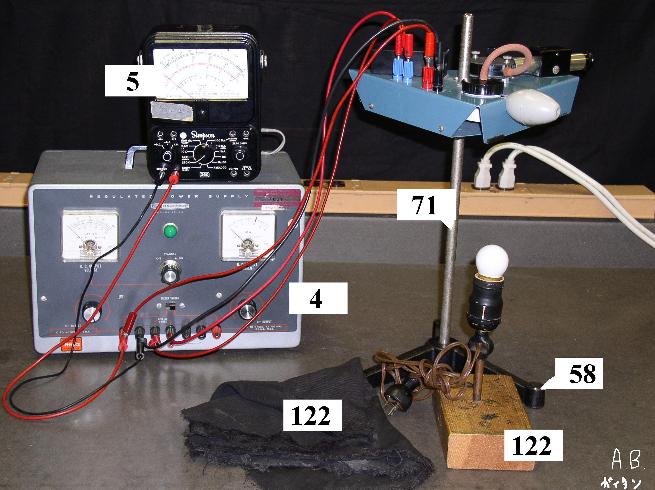 252-04_measurement_of_the_electron_charge.jpg